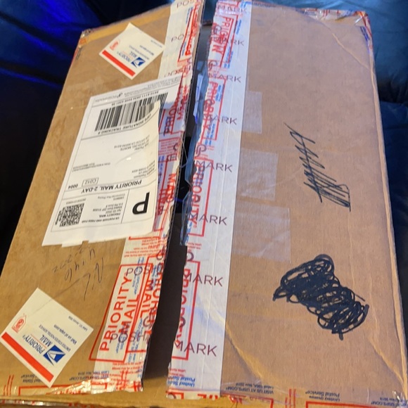 Return of LV backpack - Picture 4 of 5